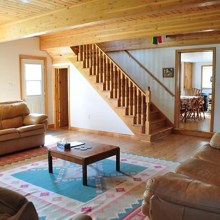 Breton Cove Farmhouse Guest House Indian Brook Exterior photo